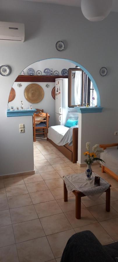 Ftoulis Apartment Skyros Exterior foto
